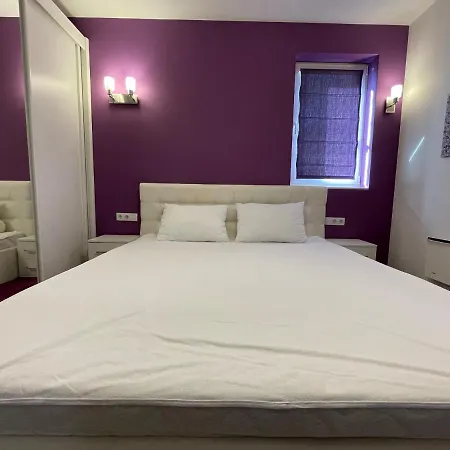 Bright & Spacious 1bd Flat With A Cute Balcony Apartment Sofia