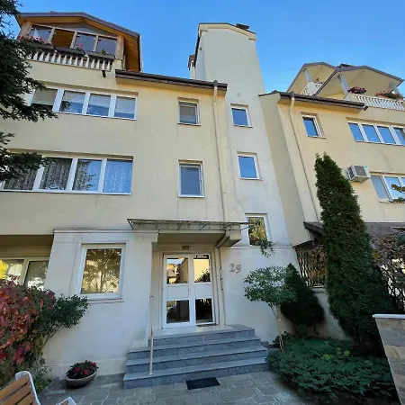 Bright & Spacious 1bd Flat With A Cute Balcony * Sofia